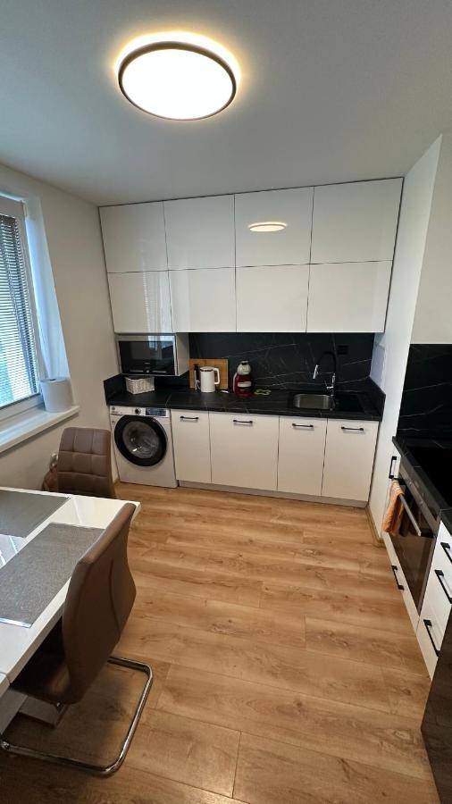 Apartman City Park Stranany Michalovce Esterno foto